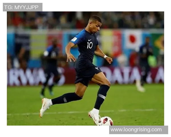 足球明星是否也能被视为真正的明星探讨与分析